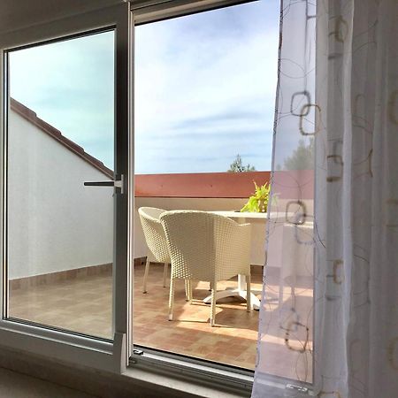 Apartment Vita مالي لوشينغْ الغرفة الصورة