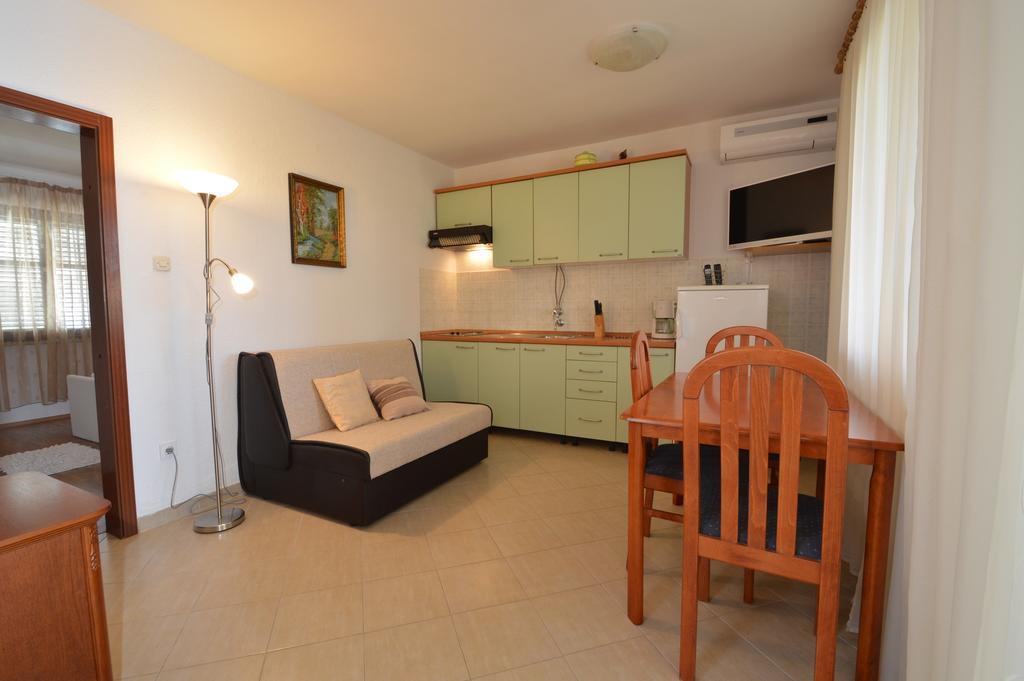 Apartment Vita مالي لوشينغْ المظهر الخارجي الصورة